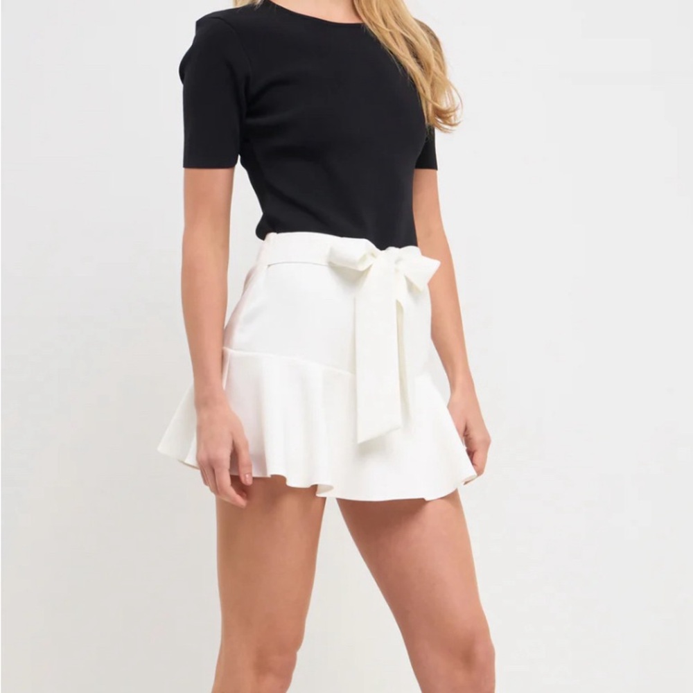 Endless Rose Flounce Hem Mini Skort - Size L